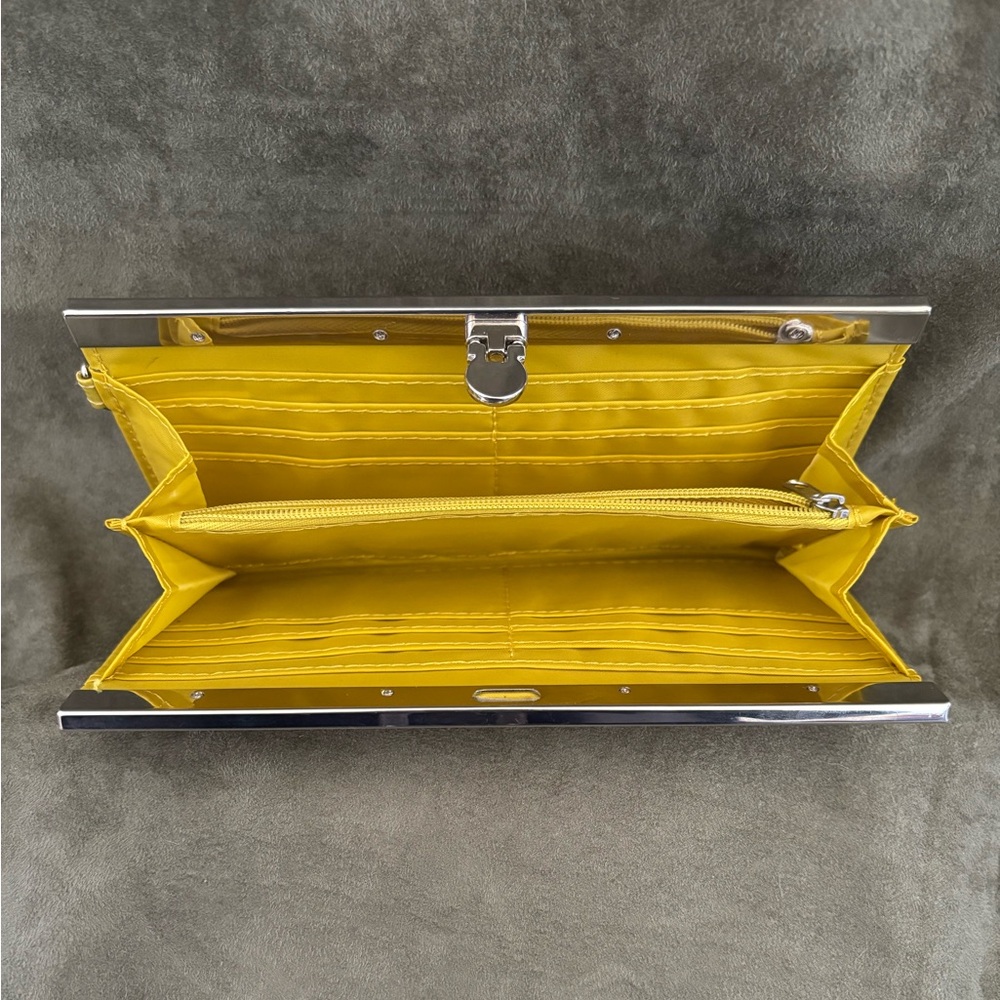 FAUX CROC Chartreuse Clutch Wallet w/ Wristlet Strap Multi-Compartments w/ Zip - Picture 14 of 16